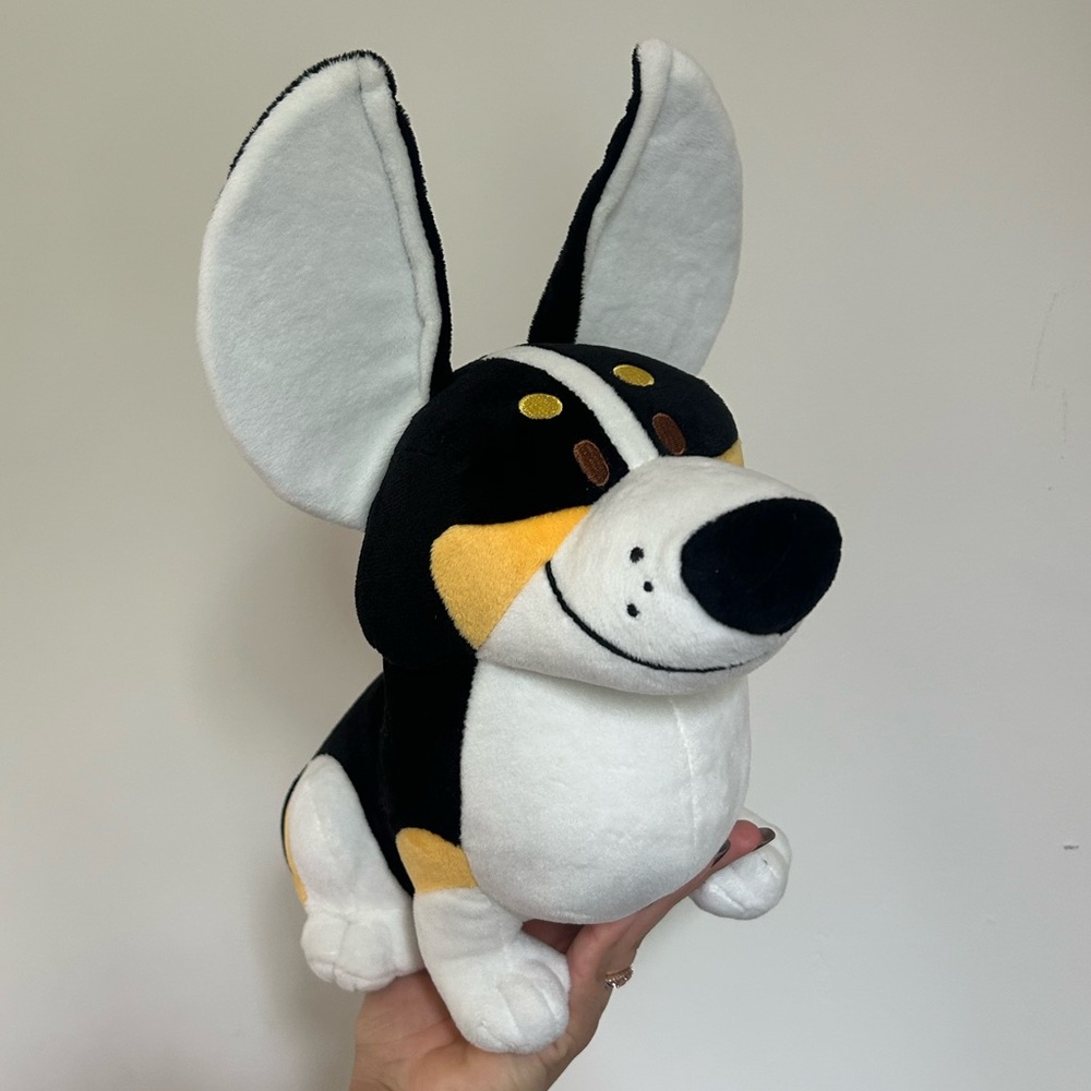 Super soft and cute corgi plushie